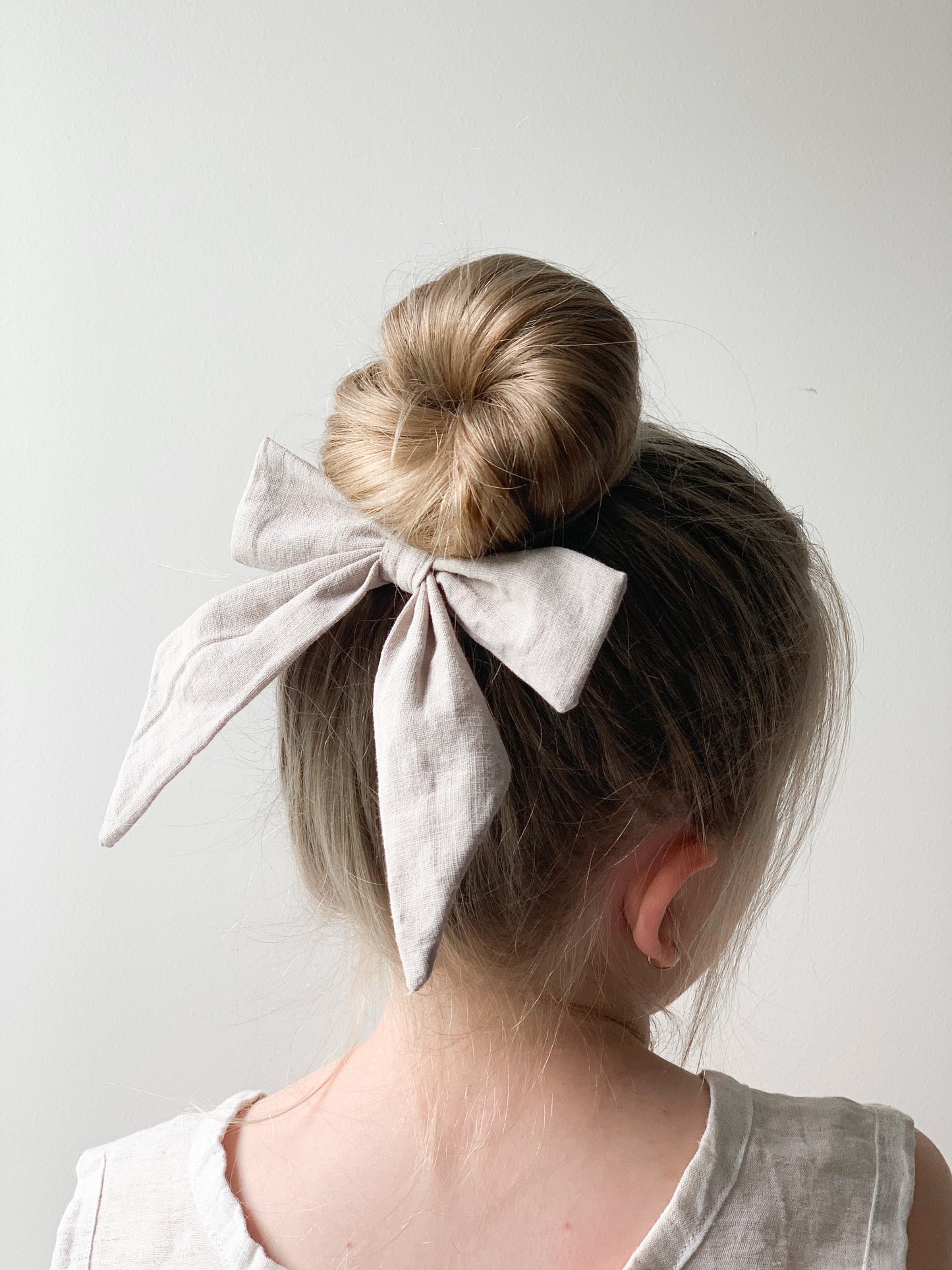 Ramie Hair Bows - Pebble