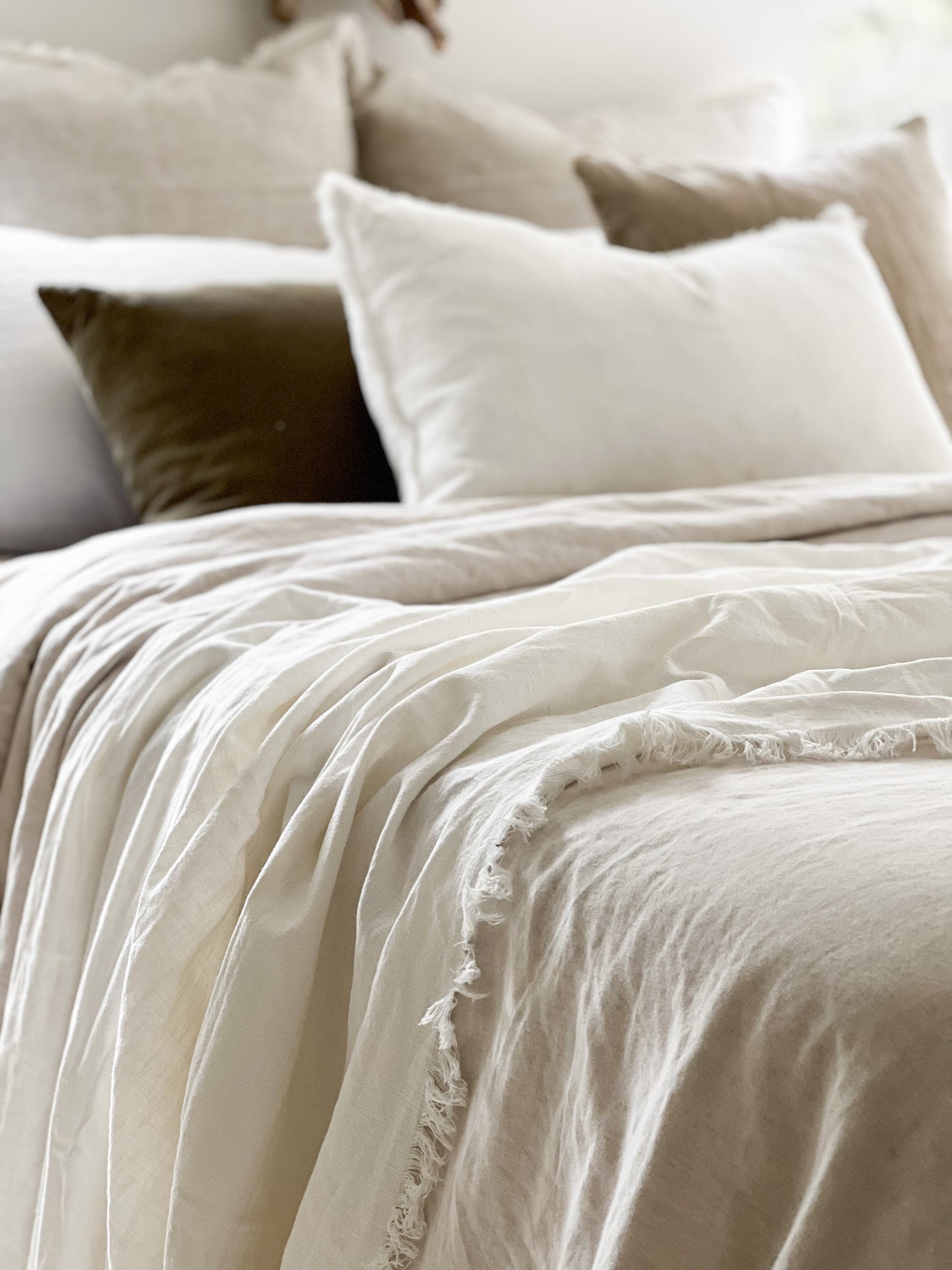 Ramie Fringed Throw - Chalk