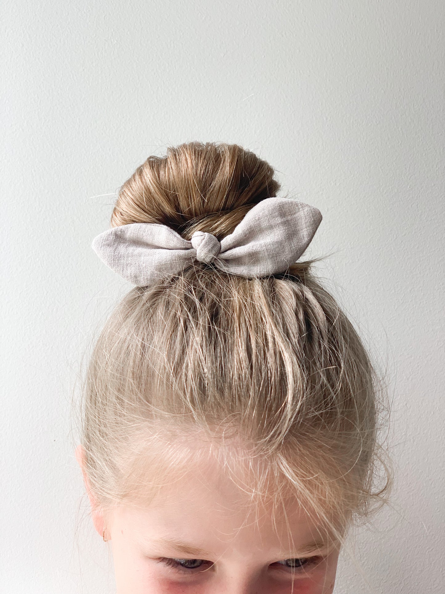 Ramie Hair Bows - Pebble