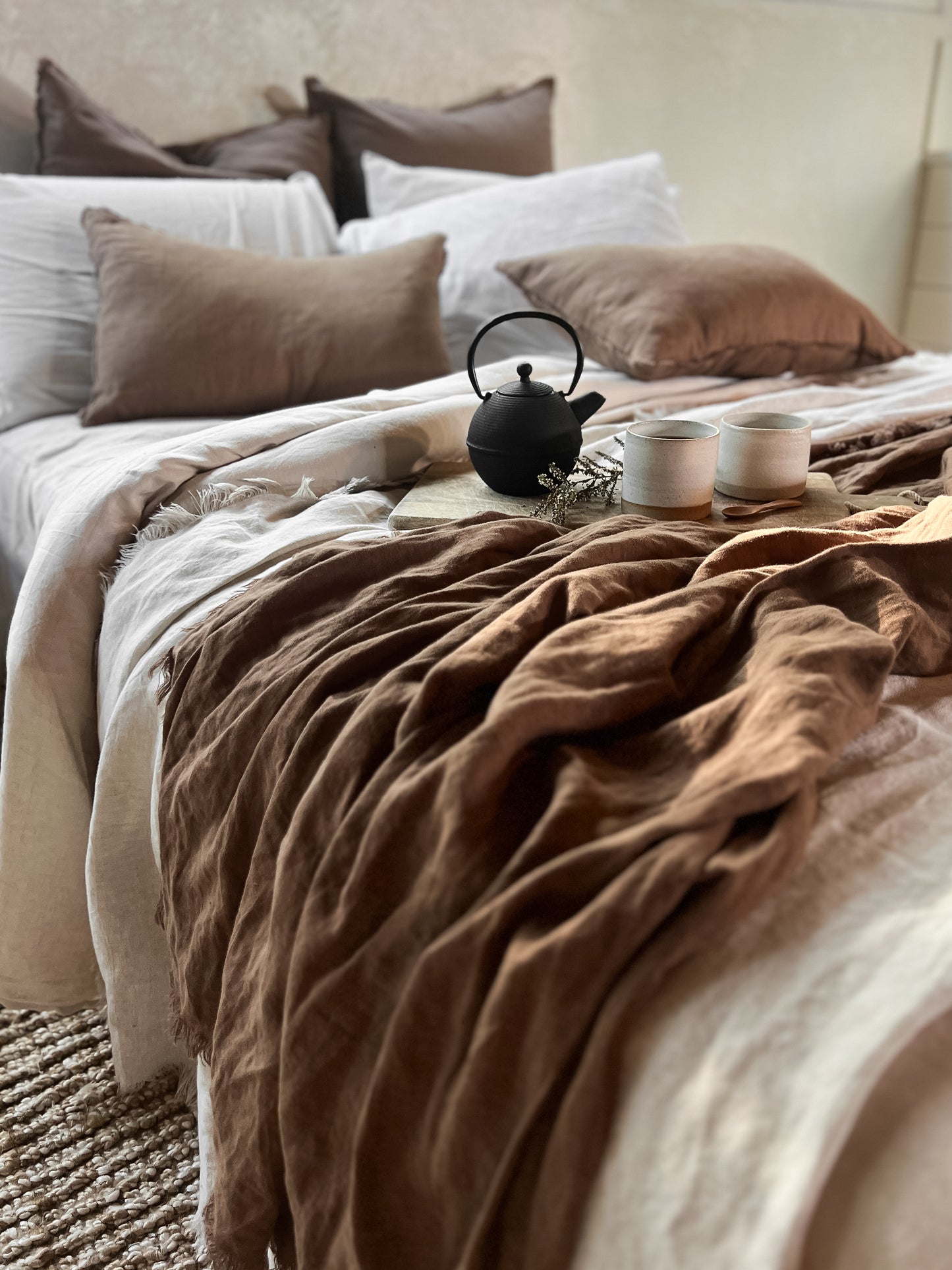 Linen Fringed Throw - Cocoa