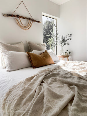 Linen Fringed Throw - Flax