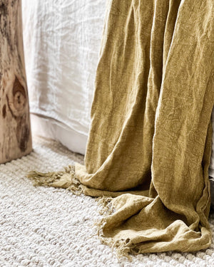 Omala Pure Linen Throw - Golden Moss