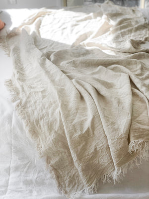 Linen Fringed Throw - Flax